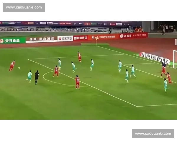 17 岁苏超闪电少年:球场创纪录,课桌冲名校 17 岁苏超闪电少年:球场创纪录,课桌冲名校