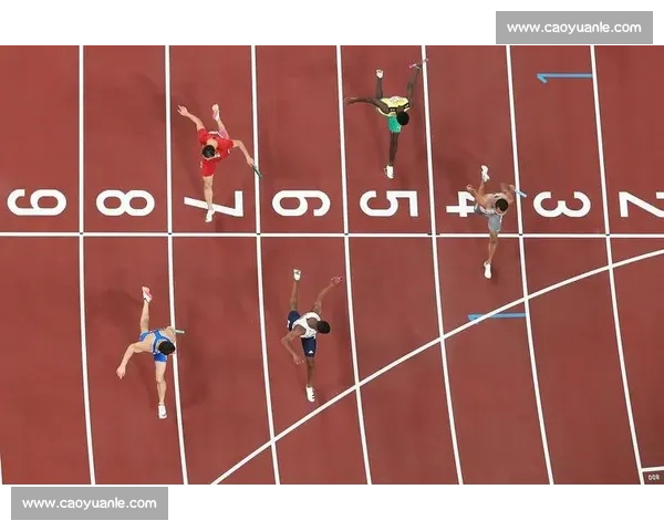 基米・安东内利：F1 领奖台的历史性突破