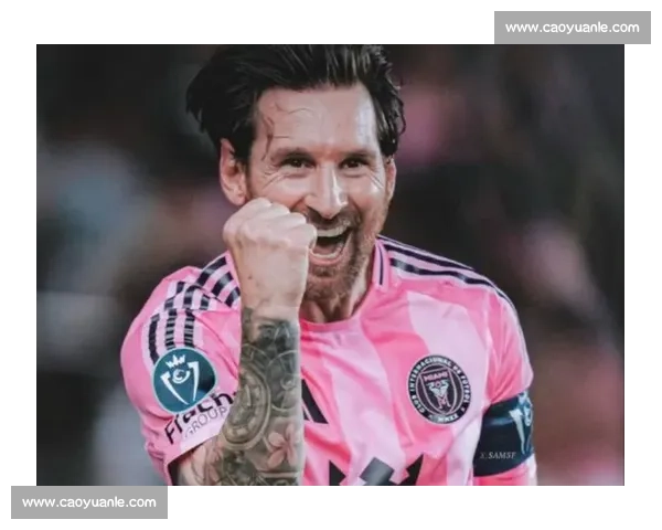 青春永不落幕，梅西用行动告诉你，足球的快乐是无限的