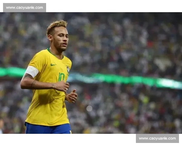 笑了！巴西队定位球训练花絮曝光，内马尔这脚射门绝了！